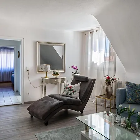 Trixi Apartamento Sexau